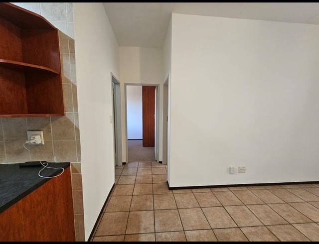 2 BEDROOM PROPERTY TO RENT IN LONEHILL